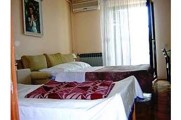 Hrvatska Privát Pula, Eksterijer